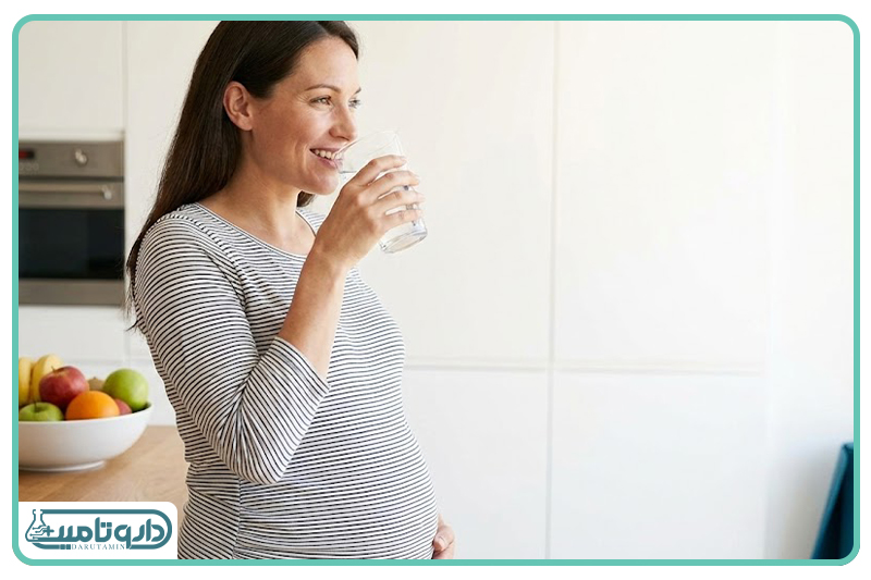 دوران بارداری و شیردهی نیز از آن برهههای حساس زندگی است که نیاز مادر به آب را بهشدت افزایش میدهد